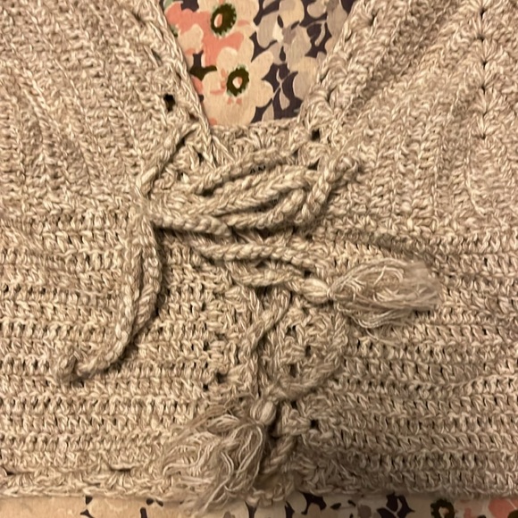 Women’s NWOT American Eagle Outfitters Woven knitted crop top bundle size medium - Picture 6 of 8